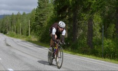 开云官网-绝境龙吟，马龙扛鼎，英格兰险胜葡萄牙背后的孤胆与新生