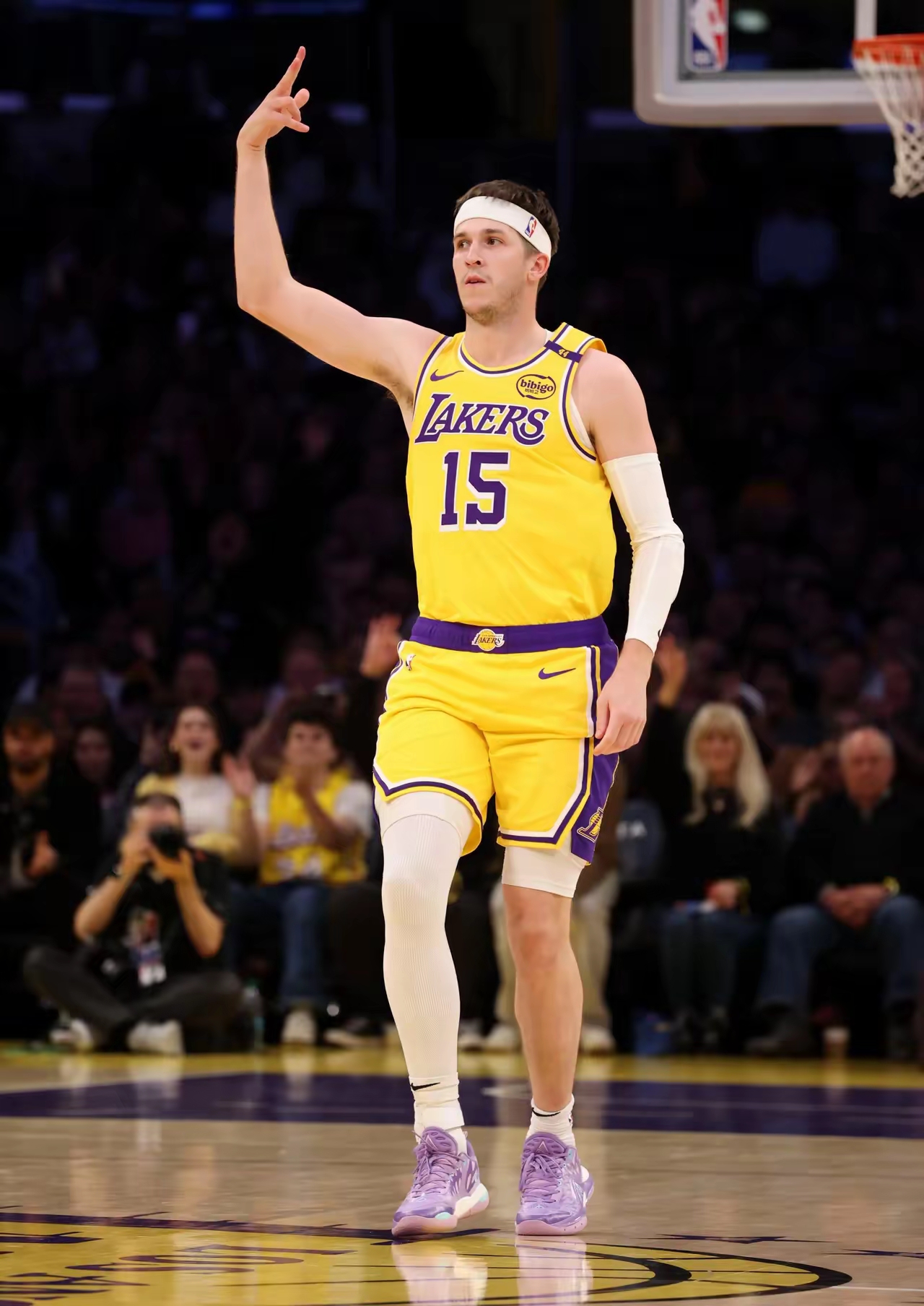 关于湖人队核心状态下滑，球队晋级之路坎坷的信息