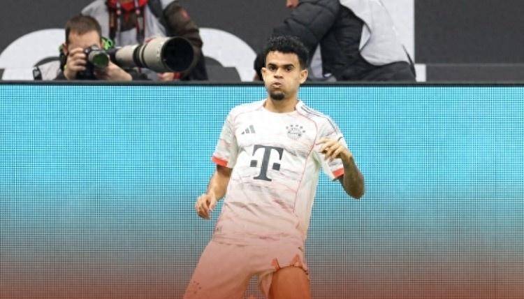 法兰克福连遭爆冷,客场惨败于柏林赫塔 法兰克福连遭爆冷,客场惨败于柏林赫塔