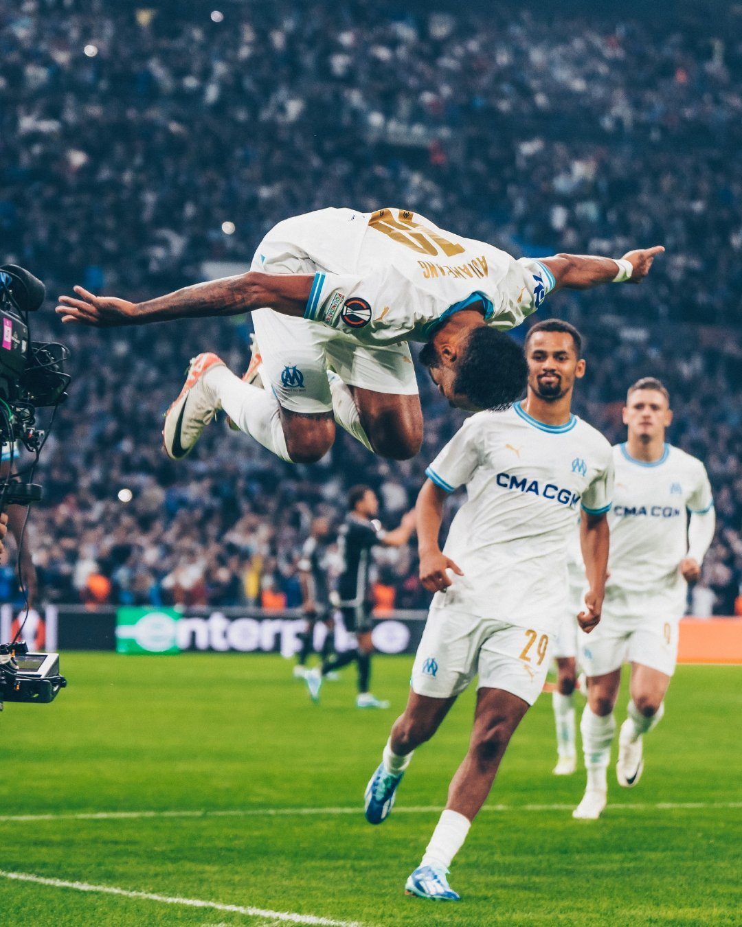 拉齐奥客场防守如铁桶,一球小胜帕尔马的简单介绍 拉齐奥客场防守如铁桶,一球小胜帕尔马的简单介绍