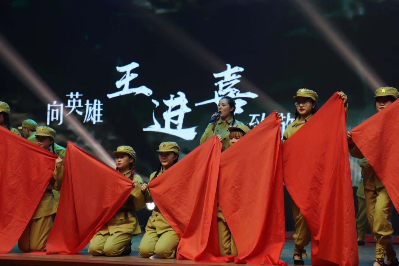 关于红色征程！多支顶尖球队冲刺胜利，势如破竹的信息