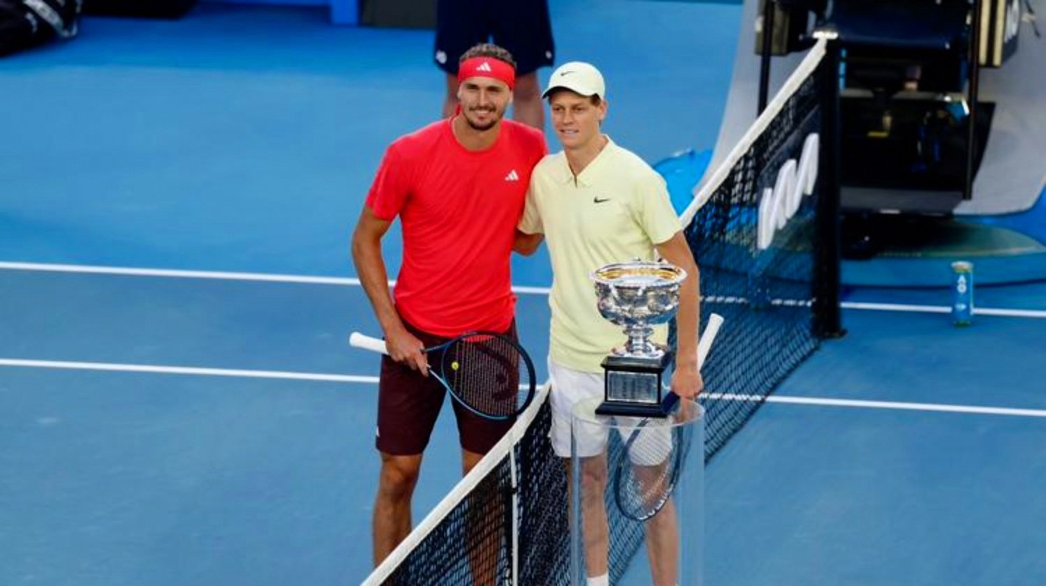 法国网球队横扫英国网球队，兹维列夫关键制胜的简单介绍