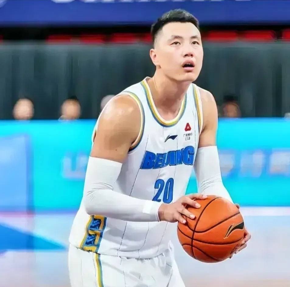 篮球比赛中球员的身体素质发挥出色的简单介绍 篮球比赛中球员的身体素质发挥出色的简单介绍