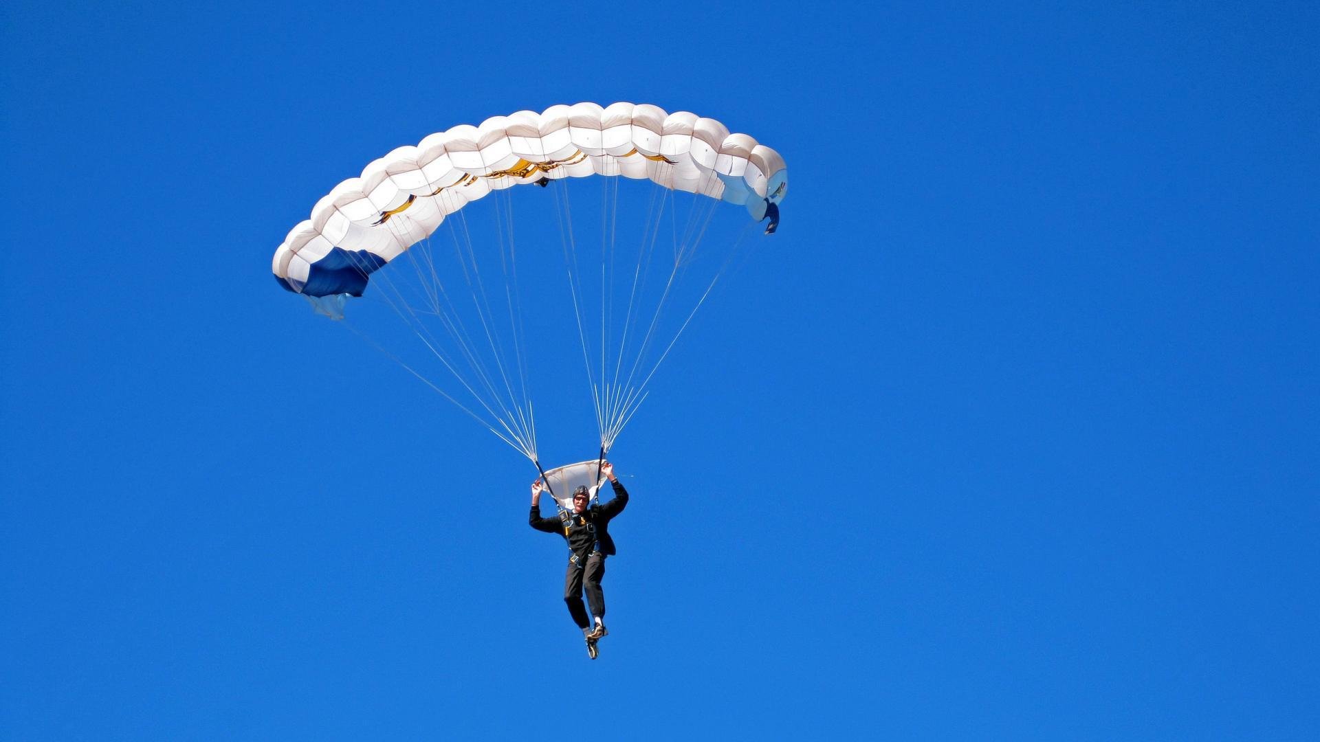 穆勒进攻端无人可挡，德国战车轻取墨西哥，展现冠军底蕴