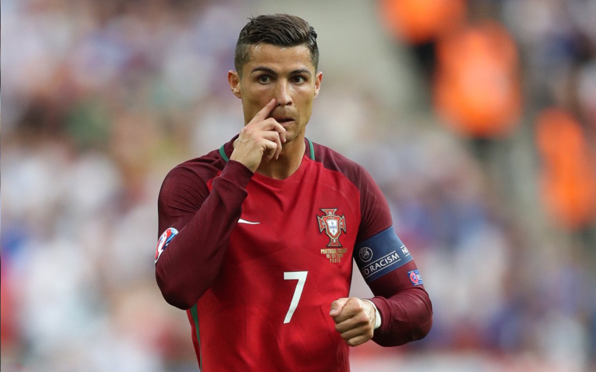 欧冠半决赛焦点战,里昂制霸苏格兰,法甲劲旅的凯尔特人公园征服记