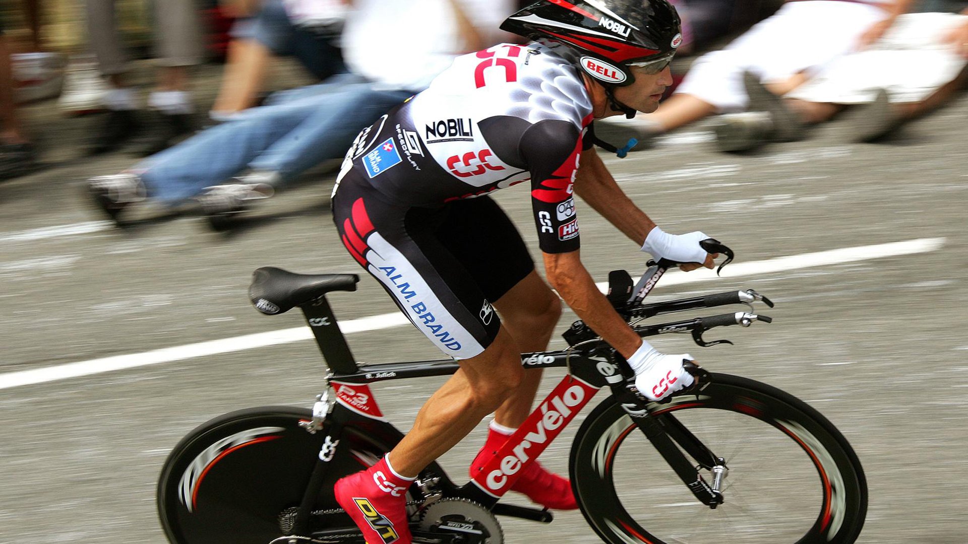 赛道颠覆，阿斯顿马丁的崛起与佩雷兹的封神之战